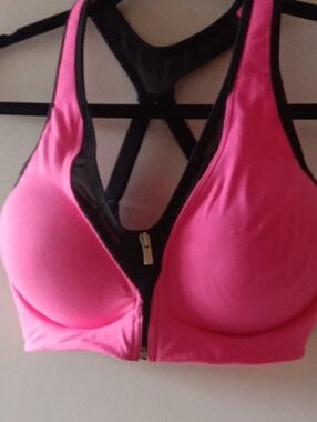 Front-Zip Pink High-Support Sports Bra with Racerback